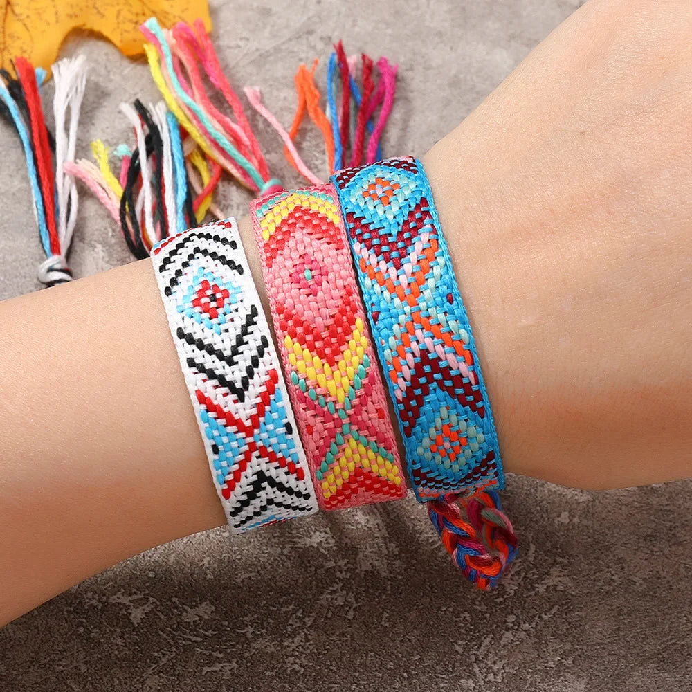 Boho Colorful Woven Friendship Bracelet – Nepalese Style 🌈✨