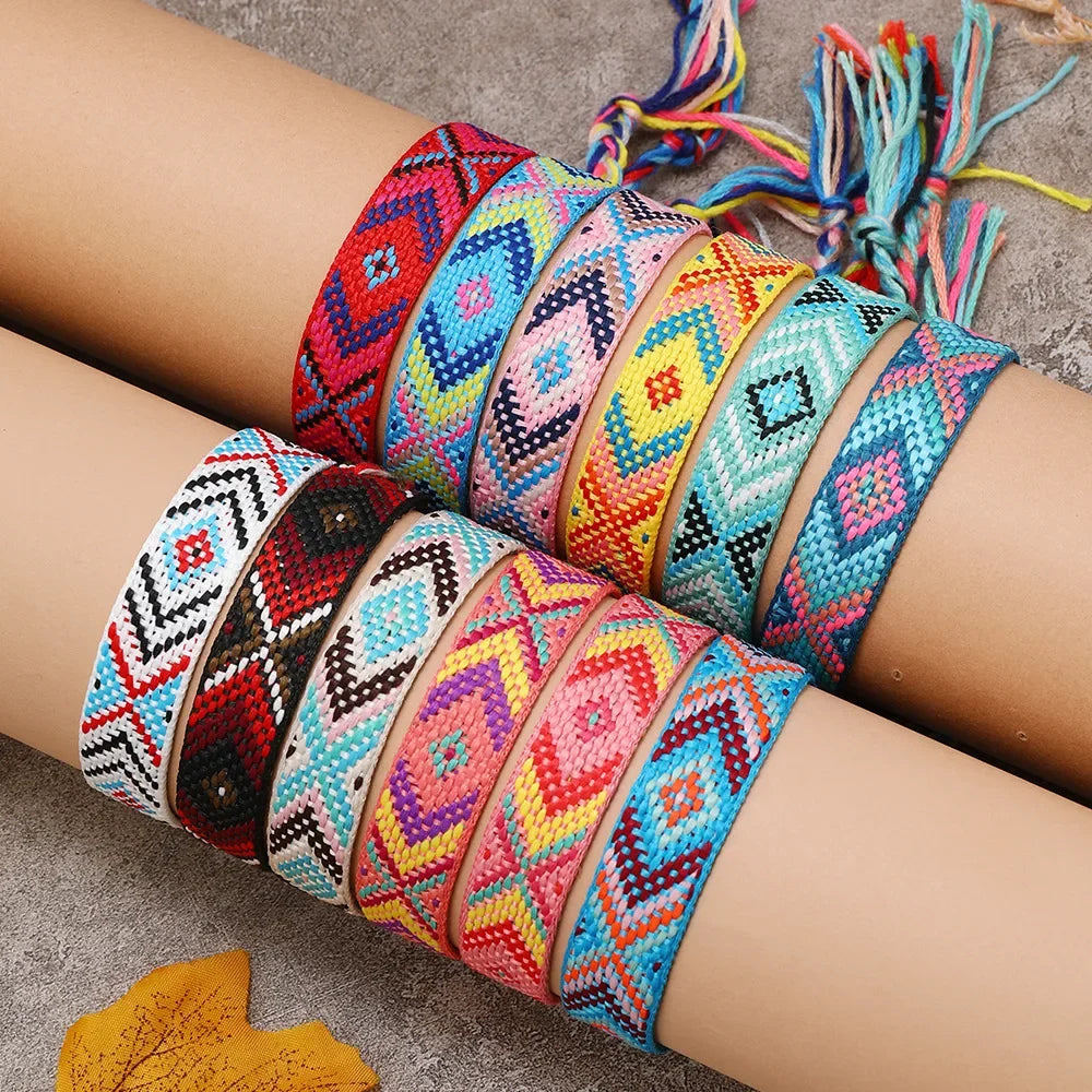 Boho Colorful Woven Friendship Bracelet – Nepalese Style 🌈✨