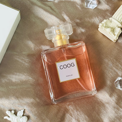 عطر نسائي أنيق - رائحة رومانسية زهرية وشرقية 🌹✨